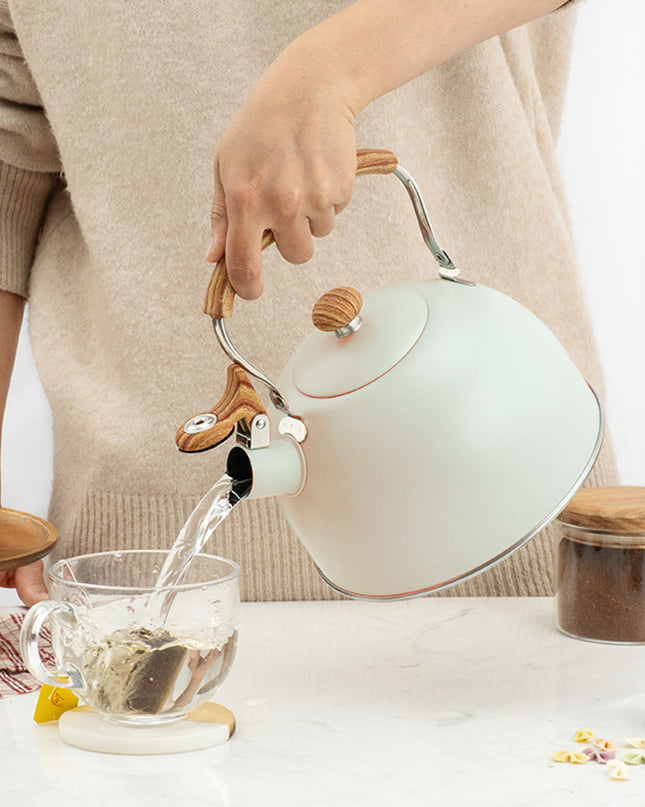 Kitchenware New Green Whistling Kettle