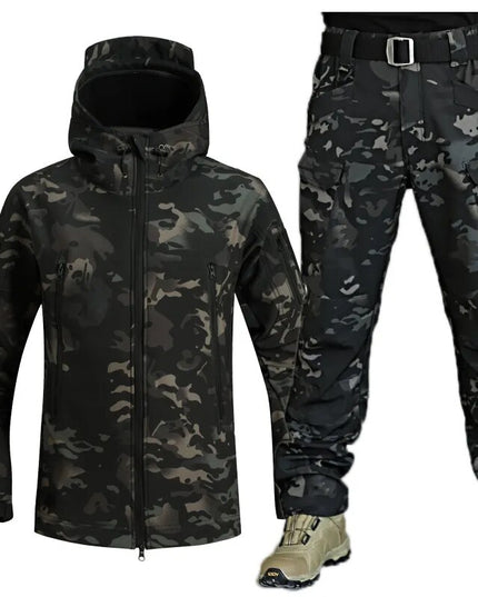 GL New Soft Shell Winter Plush Thickened Outdoor Fishing Waterproof Windproof Cutting Wear-resistant Hooded Jacket and Pants